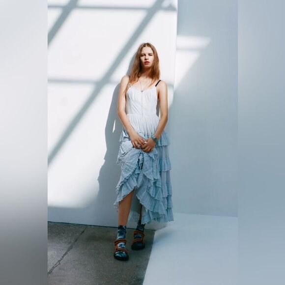 New UO Annabelle Tiered Ruffle Maxi Dress - Picture 1 of 6